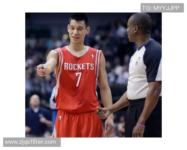 姚明深情回忆海耶斯的篮球生涯与对中国篮球的影响