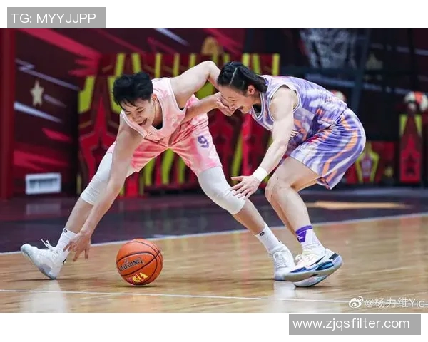 篮球明星在影棚中的魅力瞬间与幕后故事揭秘